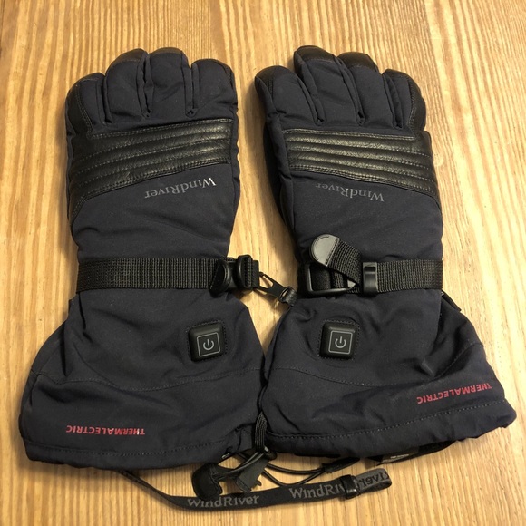 Electric heated gloves. Like New! Men’s Medium. Worn only once for 2.5 hrs. - Picture 1 of 8